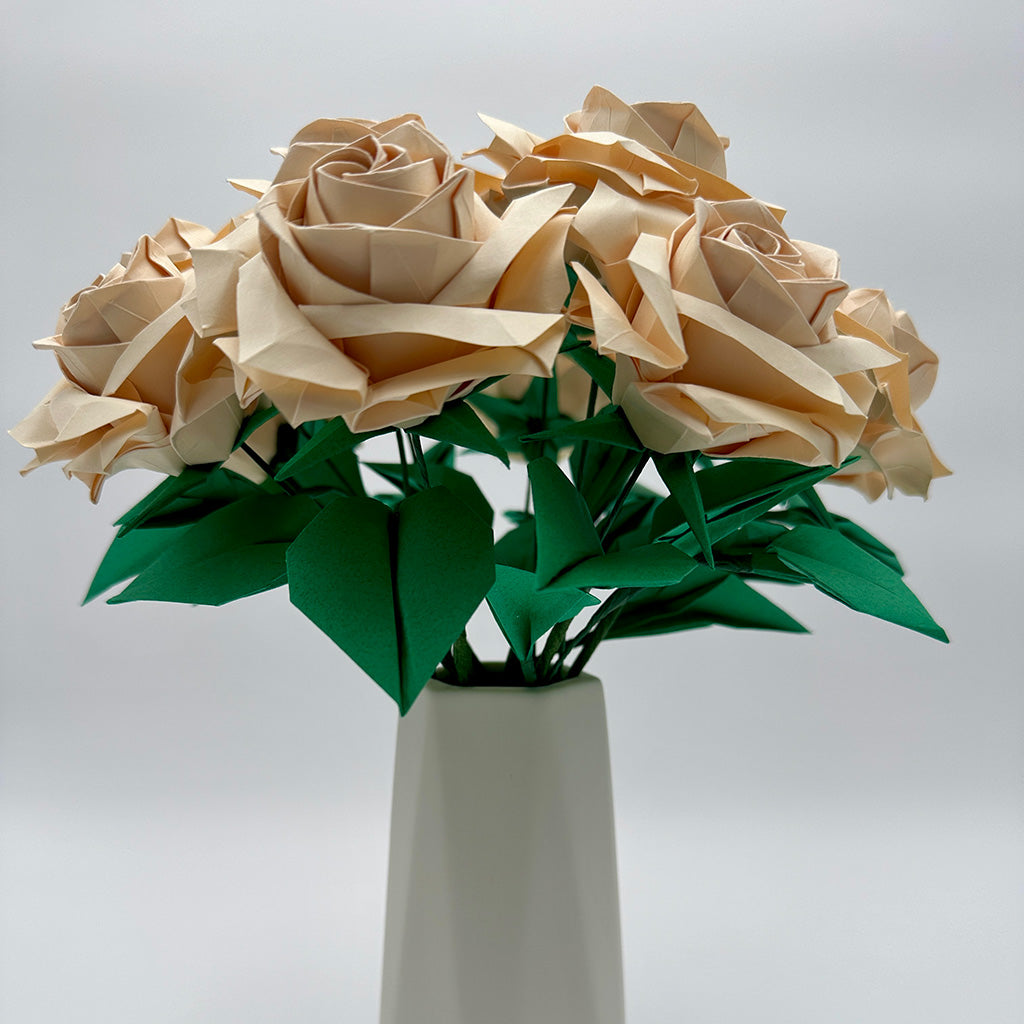 12 Cream Rose Bouquet